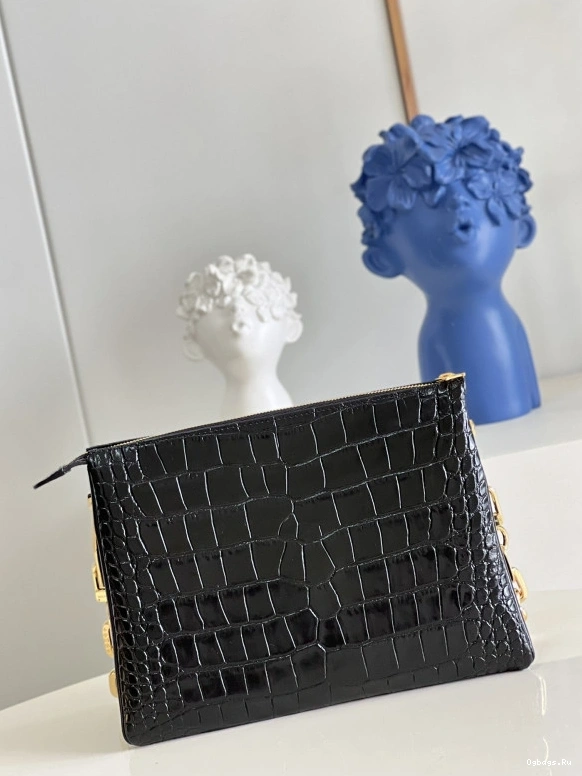 PM-26*20*12cm VUITTON COUSSIN LOUIS 0331